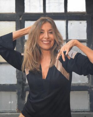 Patricia Viggiano Instagram - Y la vida gira y gira y no para de girar si la activamos… si nos damos todo aquello q queremos y tanto merecemos… y comprendiendo en el transcurrir q cada uno hacemos lo q podemos !❤️🤍

PH:@sebansonok
  @aguspulidook