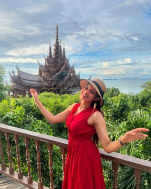 Pooja Shanka Instagram - ♥️👒🦋✨