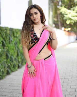 Prajaktha Dusane Instagram - Embrace the drapes, adore the grace.🌸