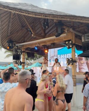 Priyanka Arya Instagram - Bali’s new edition

@finnsbeachclub 

Bali | travel | travel influencer |  travel & leisure | travel tips | Indian influencer | lifestyle