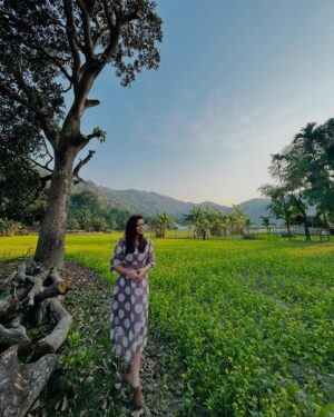 Priyanka Bharali Instagram - The earth laughs in flowers🌼🌼

#newpost #performer #singer #assam #priyankabharalilive #priyankabharalifanclub #priyankabharaliofficial #priyankabharali 
#thankfulgratefulblessed #instagram #instagood #instamood #instacool #instanature #nature #naturelovers #guwahati #mayong 
#🧿🙏♥️ #viral #viralpost