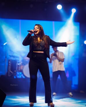 Priyanka Bharali Instagram - Thrilled to have performed at Rongali again. Rongali has evolved into more than just a festival, it’s an emotion. The crowd’s energy was absolutely amazing.

Huge thanks to @shyamkanumahanta da for making Rongali bigger and better each year. Truly grateful!

#rongaligoodvibes #rongaligoodvibes❤️2024 #liveperformance #livemusic #indiansinger #indiansingers #guwahati #assam #northeastindia #northeast #priyankabharali #priyankabharalilive #priyankabharaliofficial #priyankabharalifanclub #viral #viralpost #instagram #instadaily #insta #instalike #instagood #instamood #🫶🤘❤️🧿

Thank you 
@pulak_kalita_photography 
@makeup_artist_nanu 
@nayanjyoti