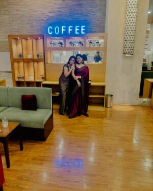 Priyanka Chaurasia Instagram - #saree#sareelove#fashion#sareefashion#sarees#indianwear#trending#like#share#follow#viral#viralpost#beautiful#cute#friends#friendship#friendshipgoals#india#silk#bollywood#photooftheday#instaphoto#instagram#instagood#instalike#insta#loveyourself#lovequotes