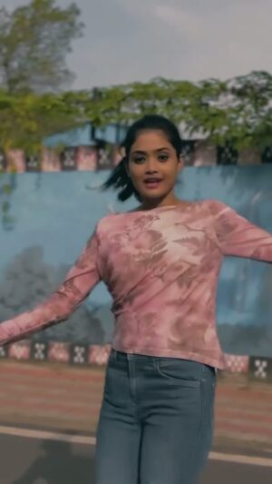 Priyanka Sanam Instagram - 🫶🏻🫣🫶🏻 #priyankasanam 

#odia #odiareels #odiasong #odiafood #odiamuser #odiatrending #dance #reels #reelsinstagram #reelsvideo #reelsvideo #reelsindia