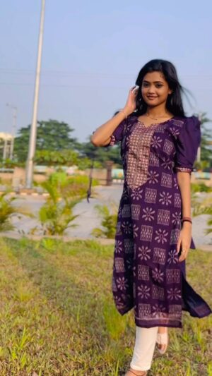 Priyanka Sanam Instagram - Beautiful dress from @odisha_fashion8093 

#priyankasanam #odisha #odishafashion #fashion #fashionstyle #fashionblogger #style #reels #ad #reelsindia #fashionindia