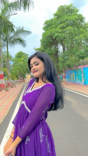 Priyanka Sanam Instagram - 🫶🏻🫶🏻🫶🏻 #priyankasanam #odia #odiasong #odiareels #odiamuser #odisha