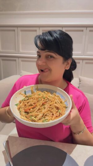 Priyanka Tiwari Instagram - Best Restaurant in Ranchi @oona.theone 
.
#food #reelitfeelit #fyp #ranchi