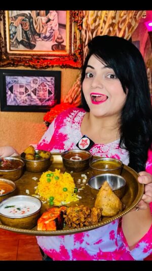 Priyanka Tiwari Instagram - Veg Thali in Thailand 
.
#food #foodporn #reelitfeelit #fyp