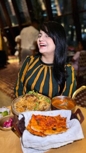 Priyanka Tiwari Instagram - Best Punjabi Food In Mumbai  @bawriindia 🤑
.
#food #indianfood #foodporn #fyp #reelitfeelit