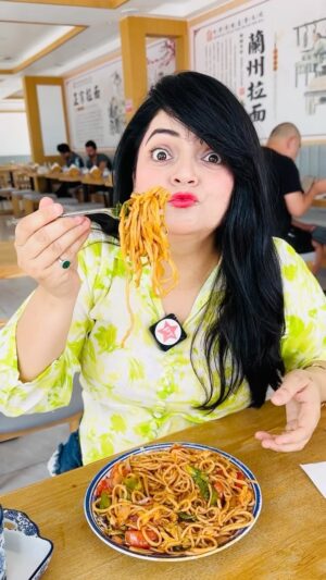 Priyanka Tiwari Instagram - Hand Pulled Noodles in Thailand 
.
#food #foodporn #reelitfeelit #fyp