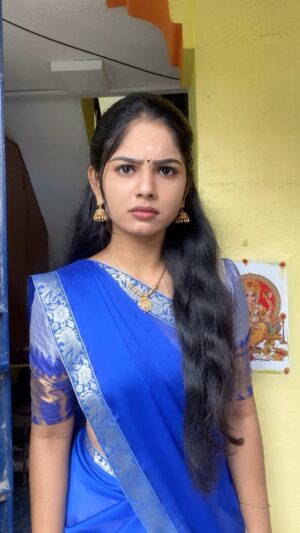 RK Dhanusha Instagram - 😻😝

Halfsaree from @_same_pinch 😍❤️