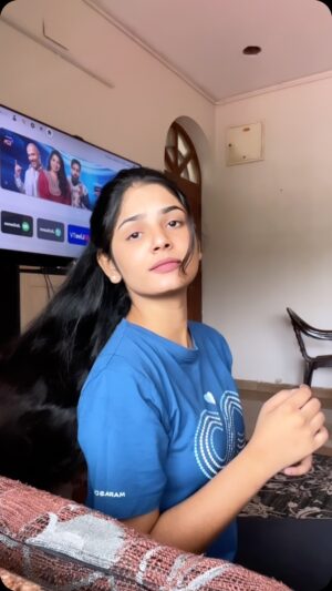 RK Dhanusha Instagram - 🖤✨