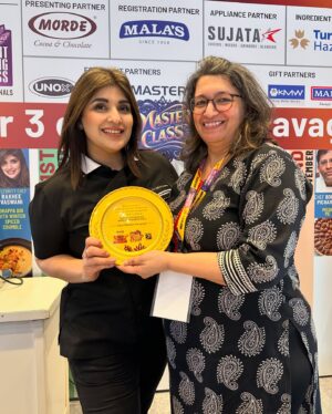 Rakhee Vaswani Instagram - Day 1 at Bakery Biz’24 was a total vibe! 🔥 Live demos in @unoxovens were lit, and my 2 masterclasses? Absolute slay👩‍🍳✨

Who’s pulling up today? Let me know in the comments—don’t miss the action! 💯

#chefrakheevaswani #unox #unoxovens
#unoxindia #explorepage #masterclass #bakerybiz #bakerybiz2024 #explore #fyp #fyp #jioworldconventioncentre #day1 #dump 

@unoxlounge.mumbai @unox_india @ranjeevksinha
@jioworldconventioncentre @hrulichan
@nrastogi07 @chefadil_unoxindia @bakeryandhorecabusiness @unoxmiddleeast @palateculinary