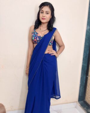 Rani Pari Instagram - Blue …🧿

#saree #actress #ranipari #reels #photo #photooftheday #shoot #shooting #photogram #pictures #blue #blueeyes #hair #photoshop #rajasthan #mumbai #star #beauty #explore #exploremore #explorepage #fire #like #likesforlike #liketime #comment #viral #followforfollowback #followers