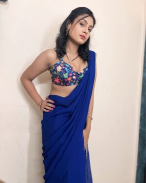 Rani Pari Instagram - Blue …🧿

#saree #actress #ranipari #reels #photo #photooftheday #shoot #shooting #photogram #pictures #blue #blueeyes #hair #photoshop #rajasthan #mumbai #star #beauty #explore #exploremore #explorepage #fire #like #likesforlike #liketime #comment #viral #followforfollowback #followers