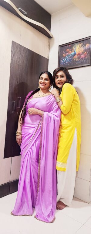 Rani Pari Instagram - Sharing friendship bond on shoot @iampari.23 @jonitaluv2711 #instagood #instagram #actress #model #selflove #instareels #actresslife #friendship #friendshipgoals #friends