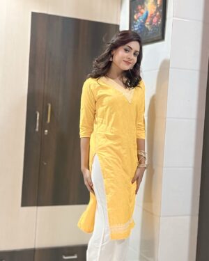 Rani Pari Instagram - 😚😚

#viralpics #viralreels #likes #viralphotos #foryoupage #insta #instaviral #viralvideo #viralvids #likesforlike #photographer #explore #instaphoto #viralatalovers #fashion #beautiful #virals #viralkan #post #cute #viraldance #comment #trendingphoto #beauty #photographylovers #south #viralfood #trendingreels #viralindia #rap