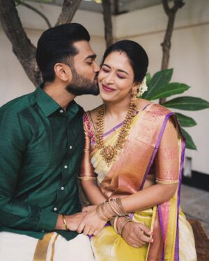 Rebecca Roy Instagram - Wishing you a joyous Diwali 🪔! From our family to yours! 🥰 Let's spread love and positivity together, today and always!

#diwali #2024 #love #happiness #positivity