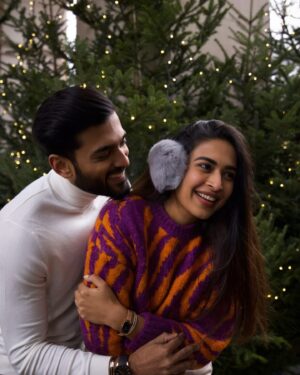 Rebecca Roy Instagram - It’s that magical time of the year again—Christmas lights, cozy vibes, and snow-covered adventures! ❄️🎄

Where are you celebrating this festive season? Any snowy getaways or holiday travels planned? Stay tuned as We share some exciting winter destinations and Christmas moments!

Let’s make this season unforgettable! 🌟

#WinterWonders #ChristmasTravels #Odysseyoftwo #chennaiinfluencer #coupletravel #aroundtheworld #christmastime🎄 #snow #december