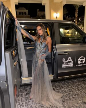 Reem Khoury Instagram - Festival Moments from GFF🧚🏻‍♂️✨ @elgounafilmfestivalofficial 

Dress: @hassidrissofficial
Jewelry: @siranjewelry
Hair: @alsagheersalons @yaser_alhnde 
Make up: @omarr_raslan
Final styling touches with my love: @ayatseifelnasr
Management: @mad_solutions @madrisingcelebrity
