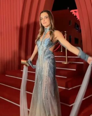 Reem Khoury Instagram - Festival Moments from GFF🧚🏻‍♂️✨ @elgounafilmfestivalofficial 

Dress: @hassidrissofficial
Jewelry: @siranjewelry
Hair: @alsagheersalons @yaser_alhnde 
Make up: @omarr_raslan
Final styling touches with my love: @ayatseifelnasr
Management: @mad_solutions @madrisingcelebrity