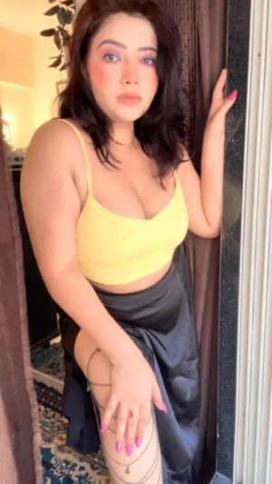 Rekha Mona Instagram - 🌻#romanticvideos
