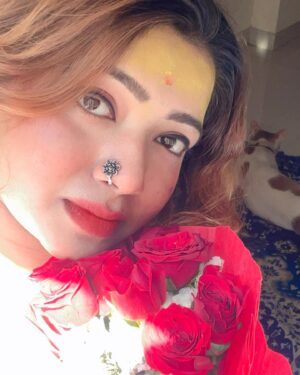 Rekha Mona Instagram - Thnku for this love ❤️kindness 🧿 nd happy women’s day to all lovely ladies on this 🌏 nd love u all my fam🫠🫂