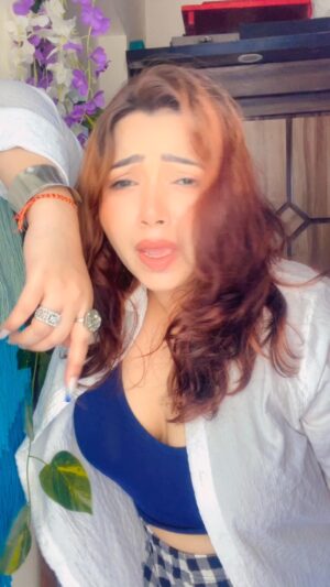 Rekha Mona Instagram - Me to my ex 😒I am serious 😌