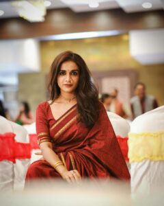 Actress Resham Shrivardhan HD Photos and Wallpapers January 2024
