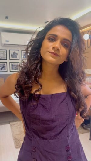 Resham Shrivardhan Instagram - Don’t “hurry up” me ! 

Styled by Anutheamazing😘 @anusoru