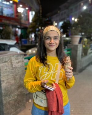 Resham Shrivardhan Instagram - Sugar? YES PLEASE. 🍦😋