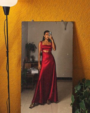 Rida Tharana Instagram - Red affair ✨✨
1st red dress : @kostume_county 
2nd : @aireblu_ 
3rd : @therok.force