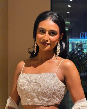 Rida Tharana Instagram - You can’t bring down a woman who isn’t afraid to eat alone, lose friends or doesn’t care about rejection and doesn’t tolerate disrespect.
Dress : @kalkifashion @mintandmilkpr 
Earrings: @shayagrams 
Lipstick shade : give me mocha by wet & wild ! Lipliner : colorbar chocolate brown 014