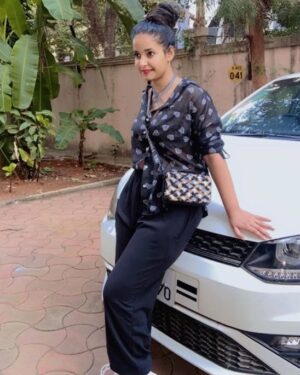 Ridhima Tiwari Instagram - #natasharajswari😌 #photography ❤️