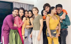 Ridhima Tiwari Instagram - Hiral house Diwali party ♥️💐🧿🏡