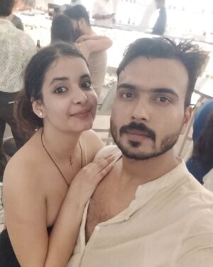Ridhima Tiwari Instagram - Happy birthday yara ❤️🌹🎂💐😘🧿