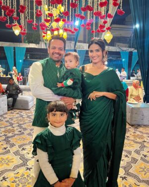 Ritu Rathee Instagram - Apne gaav ki shaadi ke Maje hi alag hai!

Outfits: @libascafe