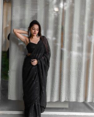 Riya Verma Instagram - Me mangi si maut rab toh, ote menu pyaar ch pa ditta..🥰

#pictures #viral #trending #bachugang