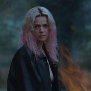 Roxane Mesquida Instagram - First still #quemavolontésoitfaite directed by #juliakowalski