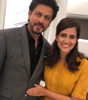 Rucha Inamdar Instagram - I grew up watching him on that big screen.. 
and then, one day, I got to share the screen with him..
How cool is that.. ❤️

We are all charmed by him on screen
But believe me 
‘HE’ in person is a synonym for ‘Charm’

Extremely charming, respectful, intelligent, witty and a thorough professional.

#respect 

@iamsrk @ruchainamdar 

#shahrukhkhan #love #respect #throwback #ilovemywork #shootdiaries #srk #coactors #ruchainamdar #mehboobstudio #mumbai #bollywood #hindifilms #indiancinema #jawan #pathaan #ddlj #srkmovies #kkhh #kkkg #khnh #don #chakdeindia #swades #kabhihaankabhinaa