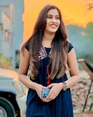 Rutuja Jadhav Instagram - स्वतःसाठी जगता आलं की स्वतःला बरोबर जपता येत..!🫶🫰🏻💞💯