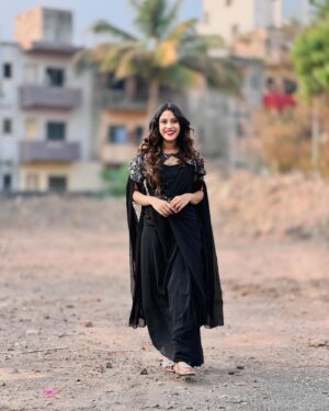 Rutuja Jadhav Instagram - In the world of baby shona be his रानी 🤌🥀