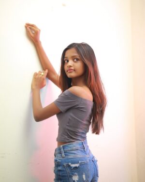 Sahasra Honey Instagram - 🦋 chaotic 
#sahasrahoney #post