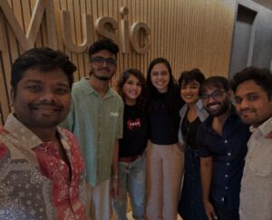 Sai Abhyankkar Instagram - DREAM 💎

@applemusic office mumbai with team @thinkmusicofficial @santhoshmusic @thisismageshrajendran ❤️
