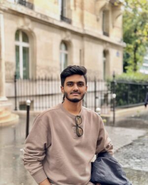 Sai Abhyankkar Instagram - Je t’aime Paris ♥️