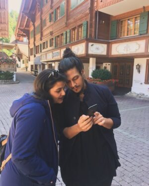 Sanah Kapur Instagram - Wishing my Forever Partner in Crime a very very happy birthday 🎂🎁🥳 @rkap0593….you are my favorite and you are my everything always ♥️😘…

[birthday, brother sister, family, love, mine forever, famjam]