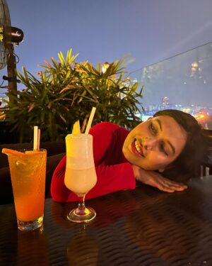 Sannati Mitra Instagram - After long time we had amazing time in a luxury place with some delicious food and wonderful view..