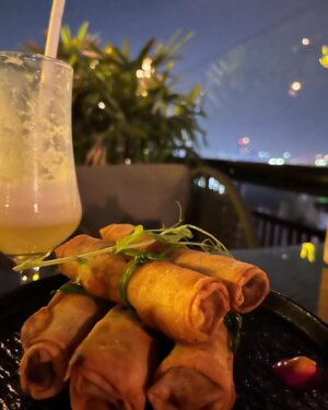 Sannati Mitra Instagram - After long time we had amazing time in a luxury place with some delicious food and wonderful view..