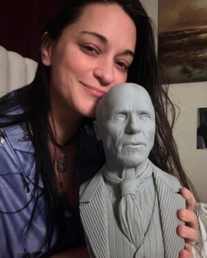 Sara Tomko Instagram - If I ever meet you, Ed, just don’t be surprised that I have a bust of you, ok? It’s not weird.  My husband and I both have talent crushes on you and mine may or may not go further than that and he understands it which is why he bought it for me and there’s nothing you can do now but know that wherever I go, you’re coming with me.  You should’ve seen how much I blushed when I opened you.  Anyway, our Christmas lasted from 10am to 2am and you were the big finale and I’m wondering if I can rub your head and make wishes? Cause you’re a geni-us #edharris 
•••
Hope everyone had a beautiful day surrounded by people who get you 
•••
I love you @tj_pederson 🎄❤️‍🔥