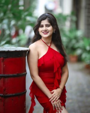 Sarika Salunkhe Instagram - Happy birthday to me 🎂😊❤️🌺